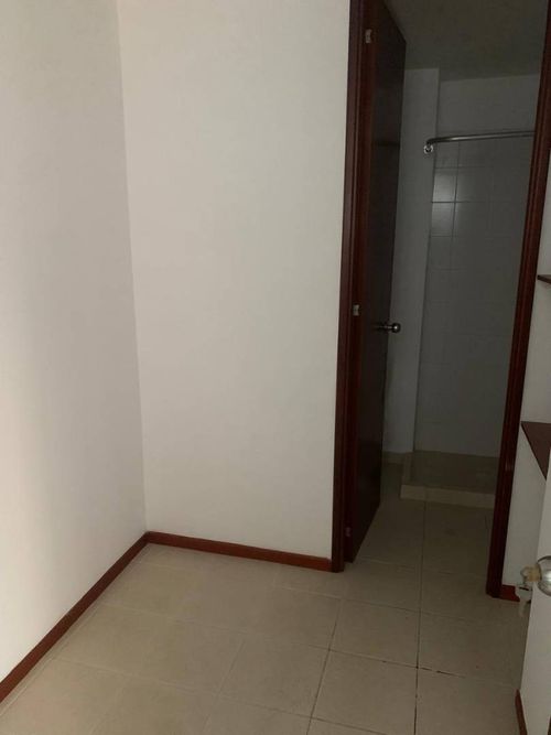 Apartamento de 3 alcobas en arriendo en La Florida, Medellín, 130 m² · foto 11 de 24