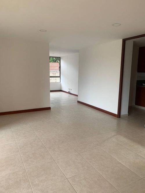 Apartamento de 3 alcobas en arriendo en La Florida, Medellín, 130 m² · foto 15 de 24