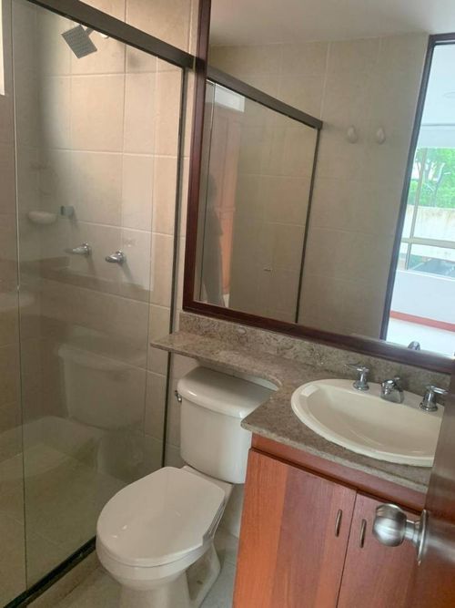 Apartamento de 3 alcobas en arriendo en La Florida, Medellín, 130 m² · foto 24 de 24