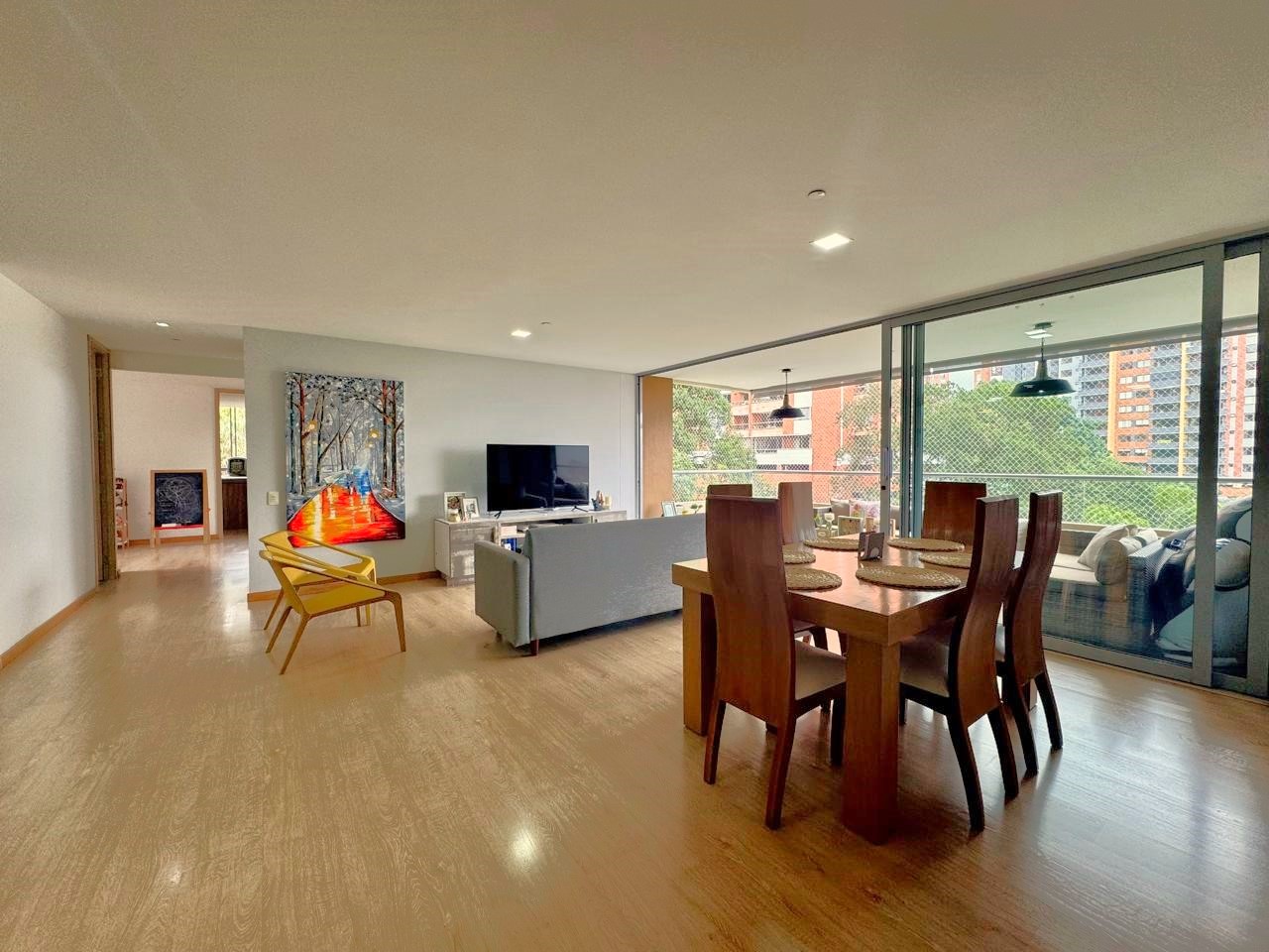 Apartamento en Venta en Loma del Esmeraldal, Envigado