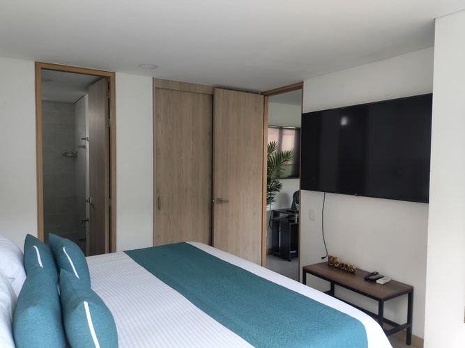 Apartamento de 3 alcobas en arriendo en El Poblado, Medellín, 78 m² · foto 15 de 18