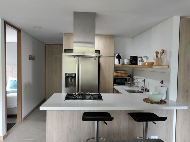 Apartamento de 3 alcobas en arriendo en El Poblado, Medellín, 78 m² · foto 7 de 18