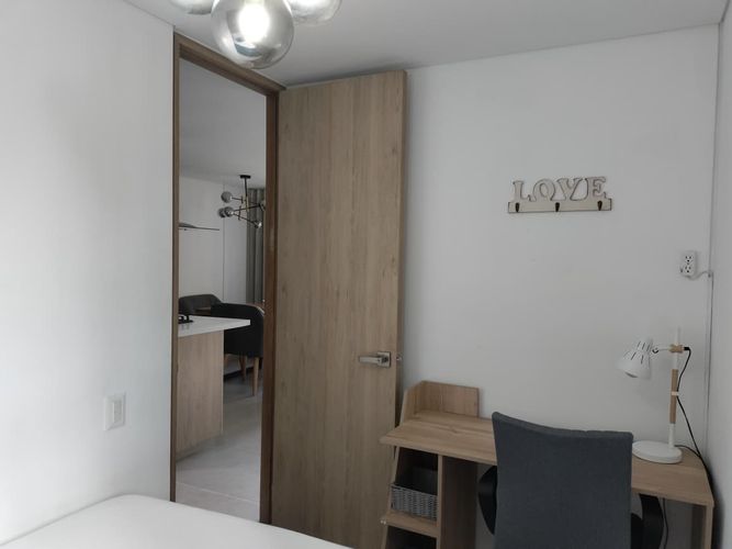 Apartamento de 3 alcobas en arriendo en El Poblado, Medellín, 78 m² · foto 12 de 18