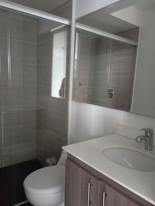Apartamento de 3 alcobas en venta en Madera, Bello, 78 m² · foto 8 de 15