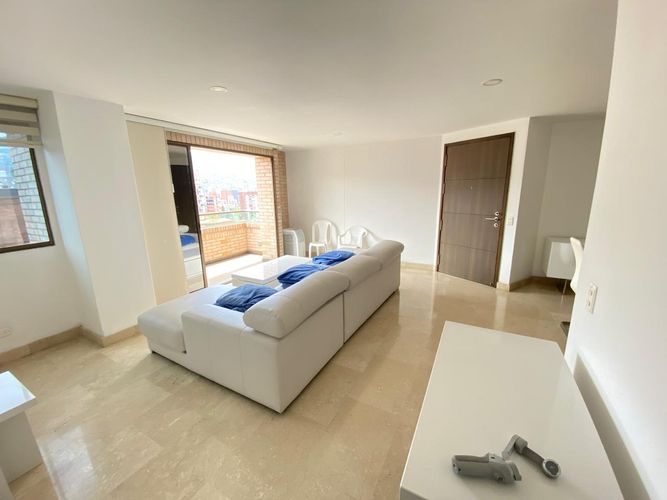 Apartamento de 3 alcobas en arriendo en Laureles, Medellín, 117 m² · foto 12 de 20
