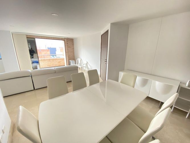 Apartamento de 3 alcobas en arriendo en Laureles, Medellín, 117 m² · foto 14 de 20