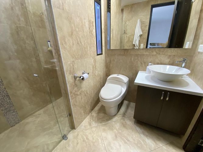 Apartamento de 3 alcobas en arriendo en Laureles, Medellín, 117 m² · foto 20 de 20