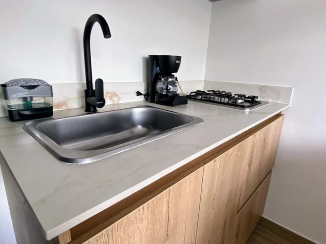 Apartamento de 1 alcoba en arriendo en La América, Medellín, 20 m² · foto 5 de 7