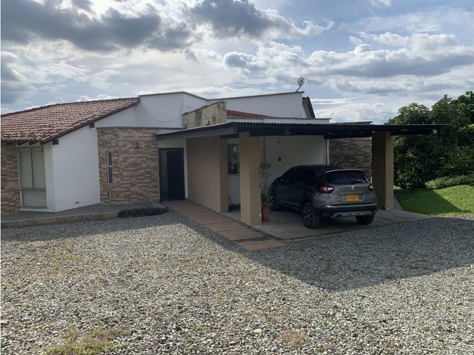 Casa de 3 alcobas en venta en El Caimo, Armenia, 250 m² · foto 8 de 24