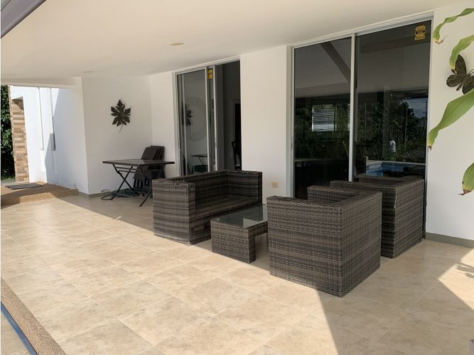 Casa de 3 alcobas en venta en El Caimo, Armenia, 250 m² · foto 10 de 24