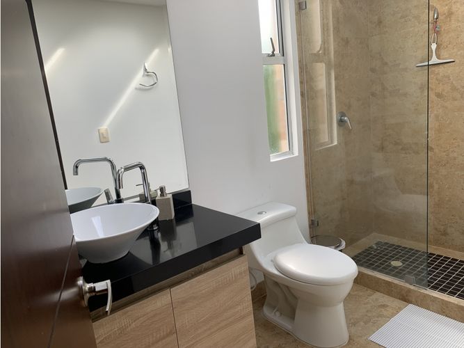 Casa de 3 alcobas en venta en El Caimo, Armenia, 250 m² · foto 24 de 24