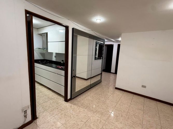 Apartamento de 3 alcobas en arriendo en El Diamante No. 2, Medellín, 120 m² · foto 8 de 11