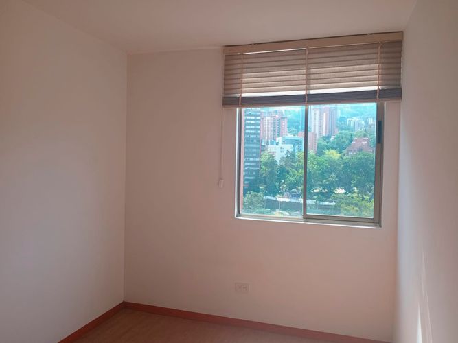 Apartamento de 3 alcobas en arriendo en El Poblado, Medellín, 94 m² · foto 16 de 18