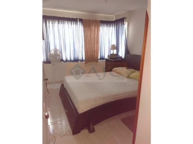 Apartamento de 4 alcobas en venta en Mejoras Publicas, Bucaramanga, 97 m² · foto 13 de 14