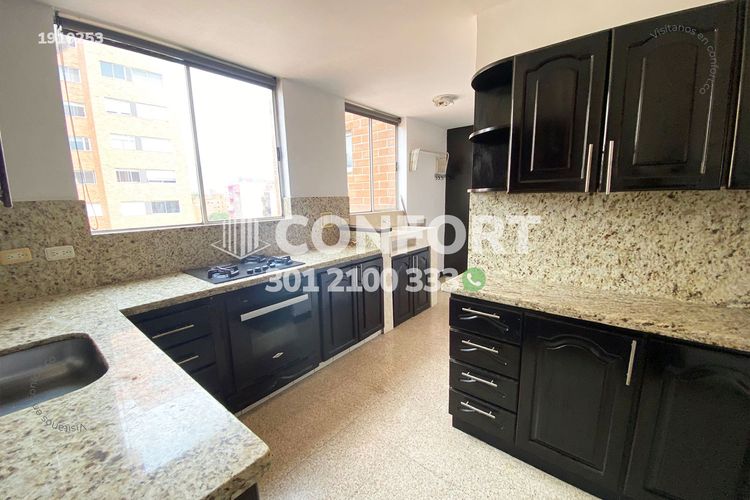 Apartamento de 3 alcobas en arriendo en Conquistadores, Medellín, 120 m² · foto 10 de 24