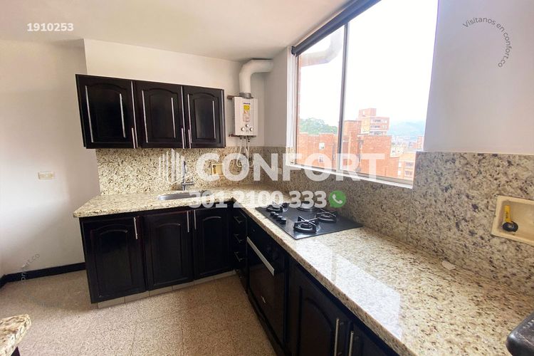 Apartamento de 3 alcobas en arriendo en Conquistadores, Medellín, 120 m² · foto 11 de 24