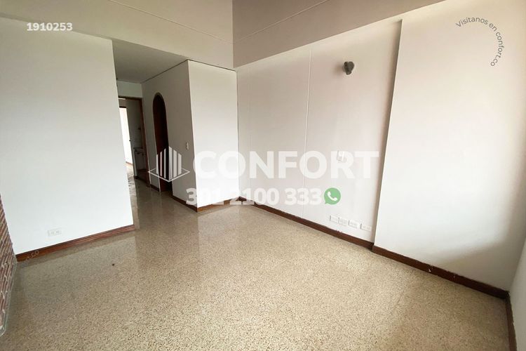 Apartamento de 3 alcobas en arriendo en Conquistadores, Medellín, 120 m² · foto 19 de 24