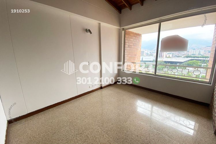 Apartamento de 3 alcobas en arriendo en Conquistadores, Medellín, 120 m² · foto 20 de 24