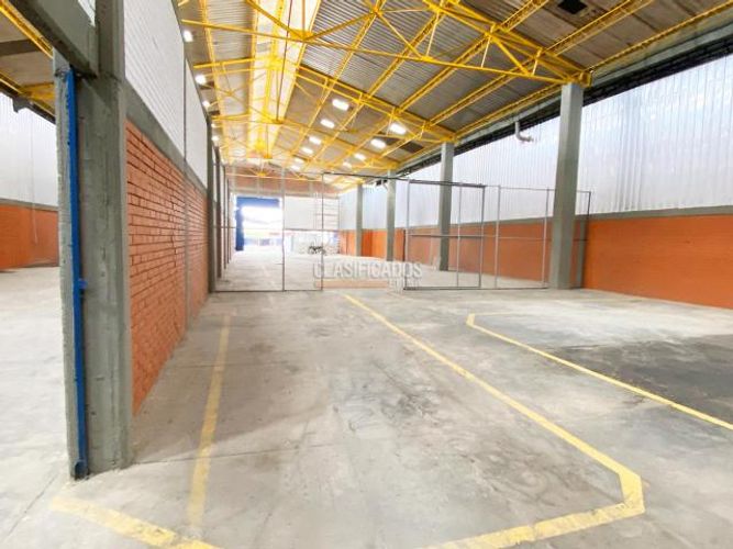 Bodega en arriendo en Acopi, Yumbo, 1000 m² · foto 3 de 17