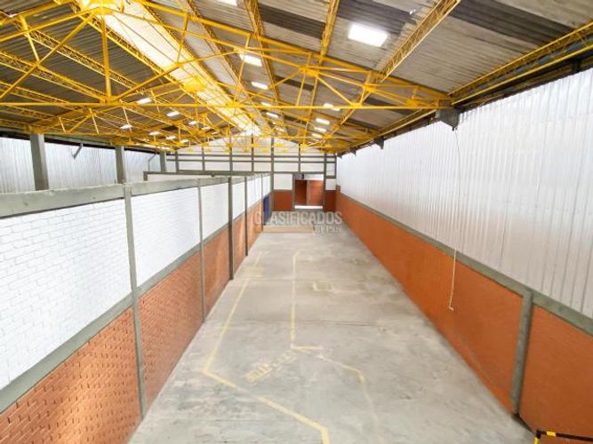 Bodega en arriendo en Acopi, Yumbo, 1000 m² · foto 14 de 17