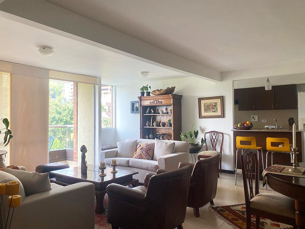 Apartamento en arriendo en Loma Del Esmeraldal, Envigado · foto 5 de 16