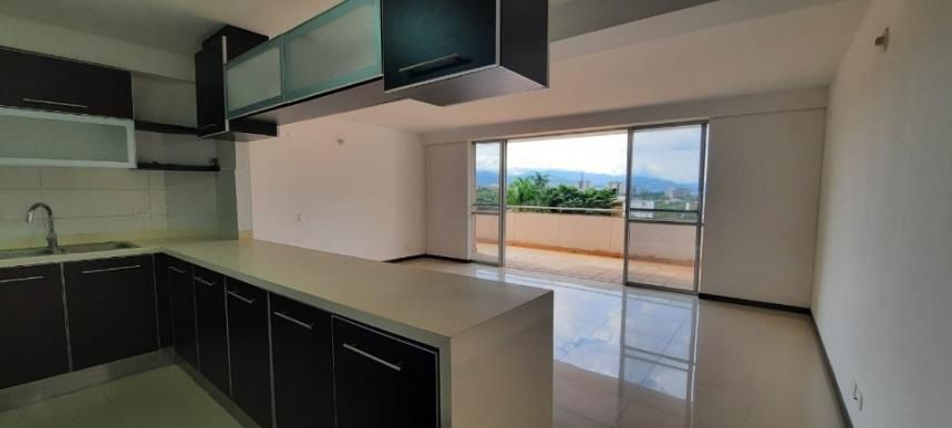 Apartamento de 3 habitaciones en venta en Ciudad Jardin, Cali — imagen 1 de 30