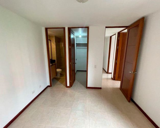 Apartamento de 3 alcobas en arriendo en Cumbres, Envigado, 90 m² · foto 11 de 13