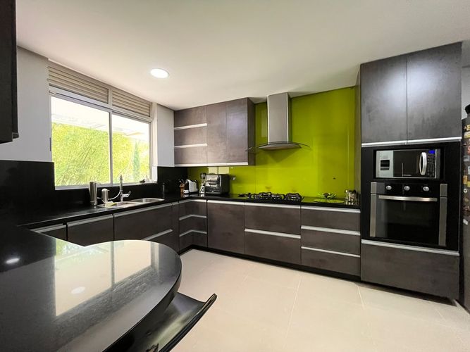 Casa de 4 alcobas en venta en La Pradera, Envigado, 1200 m² · foto 7 de 18