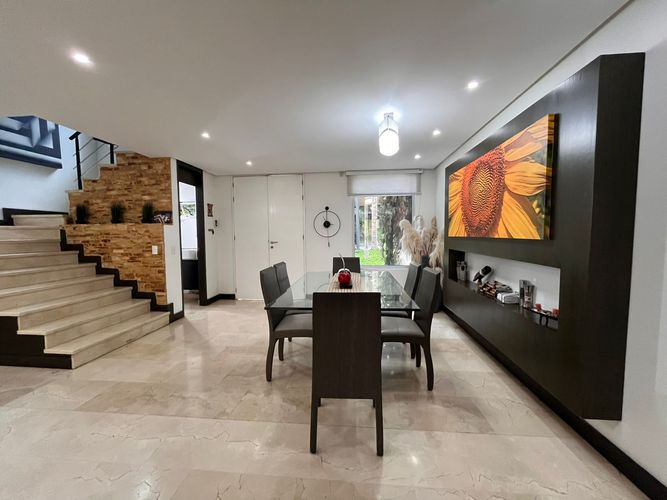Casa de 4 alcobas en venta en La Pradera, Envigado, 1200 m² · foto 5 de 18