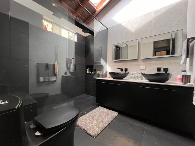 Casa de 4 alcobas en venta en La Pradera, Envigado, 1200 m² · foto 18 de 18