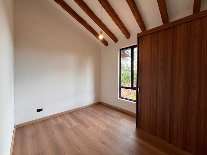 Casa de 4 alcobas en venta en Llano Grande, Rionegro, 1544 m² · foto 8 de 17