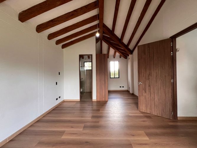 Casa de 4 alcobas en venta en Llano Grande, Rionegro, 1544 m² · foto 12 de 17