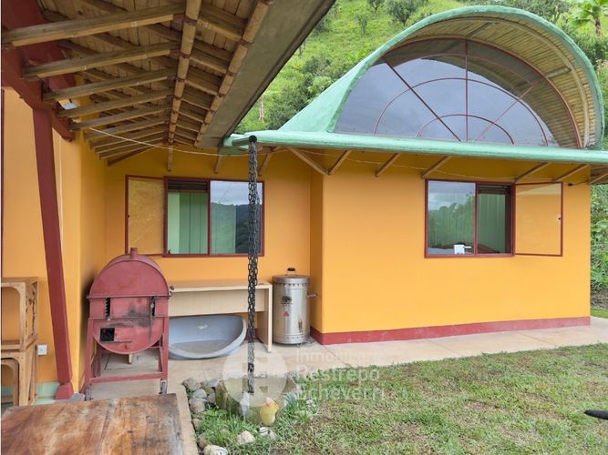 Casa de 4 alcobas en venta en La Manuela, Manizales, 200 m² · foto 9 de 17