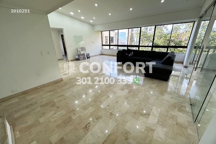 Apartamento de 4 alcobas en arriendo en San Lucas, Medellín, 340 m² · foto 2 de 24