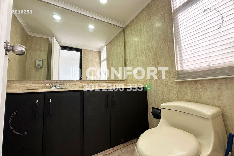 Apartamento de 4 alcobas en arriendo en San Lucas, Medellín, 340 m² · foto 7 de 24