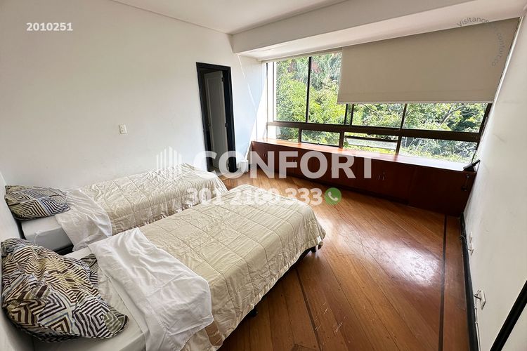Apartamento de 4 alcobas en arriendo en San Lucas, Medellín, 340 m² · foto 20 de 24