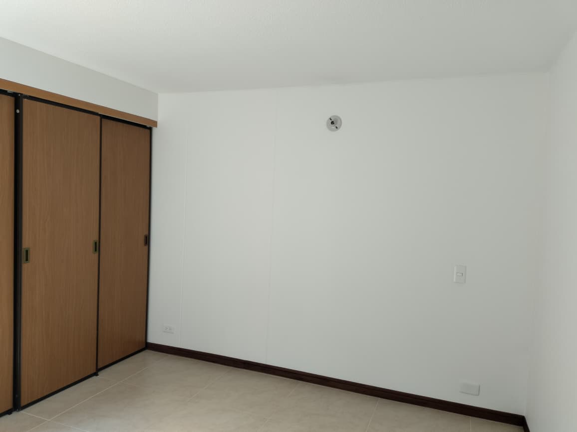Apartamento en venta en El Poblado, Medellín · foto 10 de 17