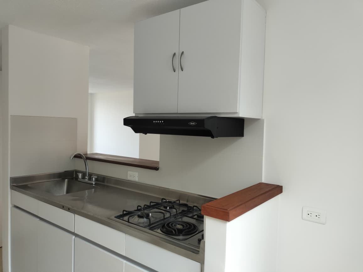 Apartamento en venta en El Poblado, Medellín · foto 7 de 17
