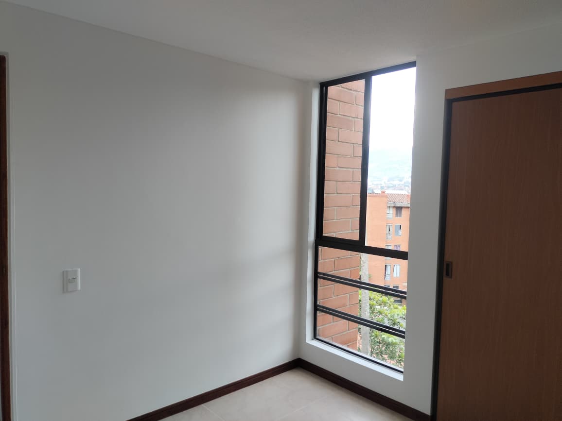 Apartamento en venta en El Poblado, Medellín · foto 9 de 17