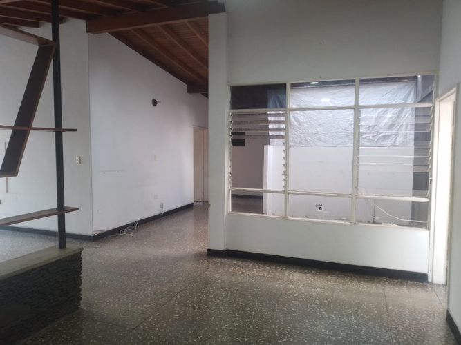 Oficina en arriendo en Laureles, Medellín, 234 m² · foto 5 de 19