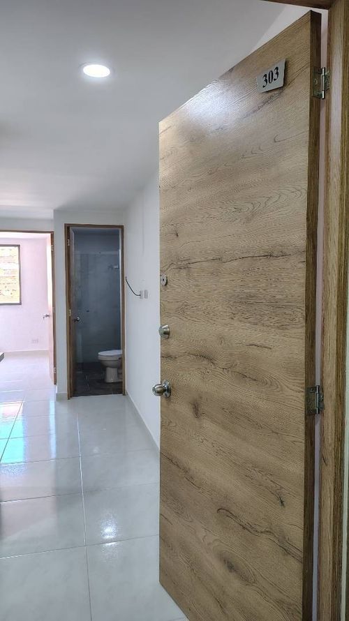 Apartaestudio en venta en Manrique Central, Medellín, 32 m² · foto 3 de 15
