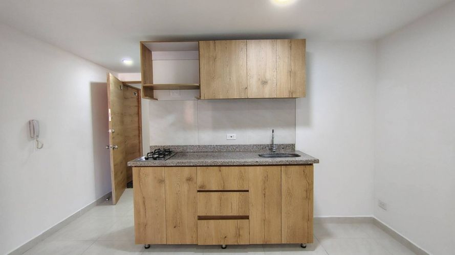 Apartaestudio en venta en Manrique Central, Medellín, 32 m² · foto 7 de 15