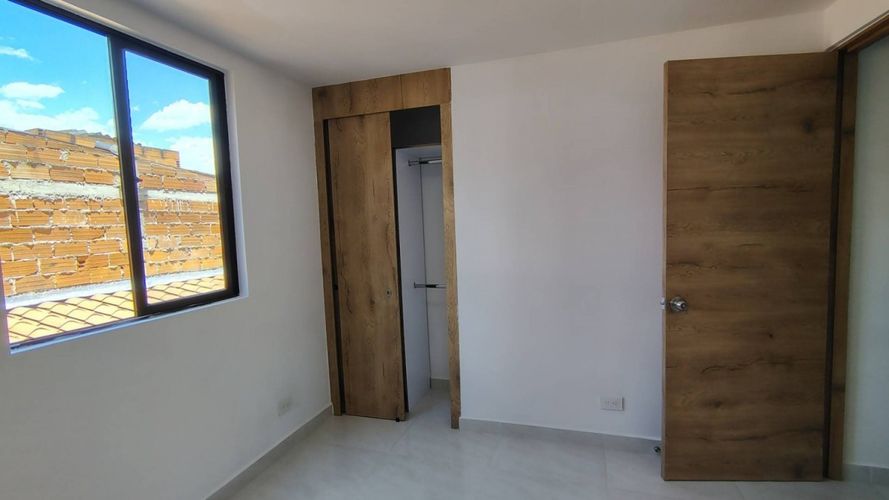 Apartaestudio en venta en Manrique Central, Medellín, 32 m² · foto 12 de 15