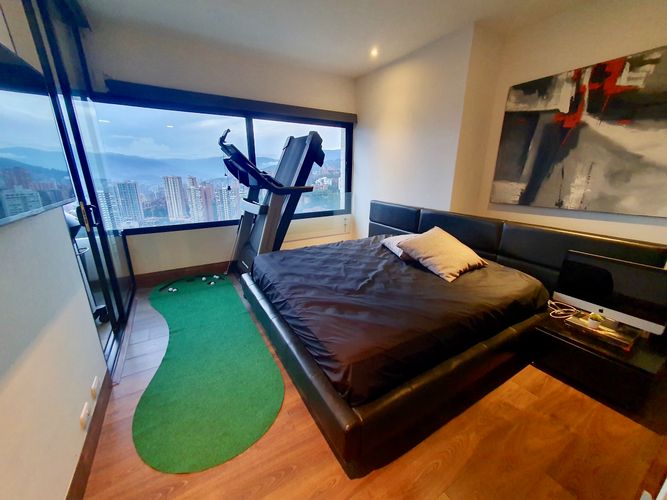 Apartamento de 2 alcobas en venta en El Poblado, Medellín, 129 m² · foto 24 de 24
