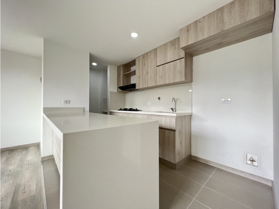 Apartamento en venta en Suramérica, La Estrella · foto 2 de 15