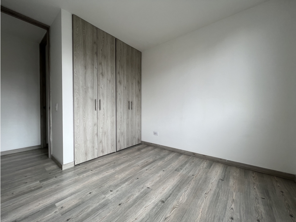 Apartamento en venta en Suramérica, La Estrella · foto 7 de 15