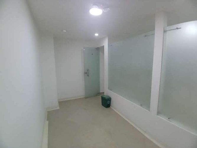 Local en arriendo en La Gloria, Medellín, 200 m² · foto 18 de 24
