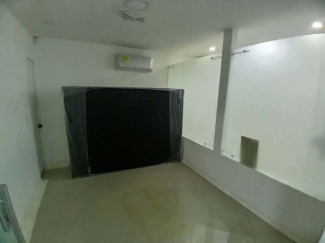Local en arriendo en La Gloria, Medellín, 200 m² · foto 22 de 24