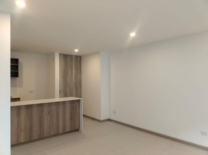 Apartamento de 3 alcobas en arriendo en El Poblado, Medellín, 92 m² · foto 10 de 18