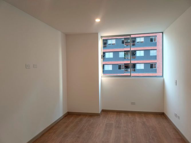 Apartamento de 3 alcobas en arriendo en El Poblado, Medellín, 92 m² · foto 5 de 18